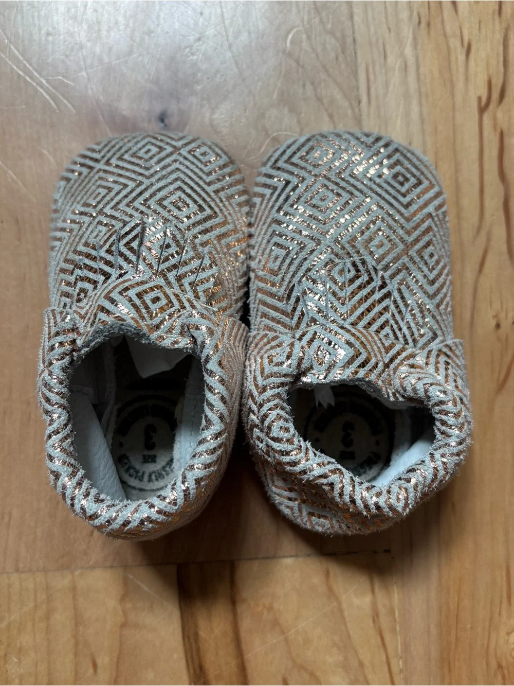 Freshly Picked Baby Toddler Metallic Geometric Leather Moccasins - Gold & Cream